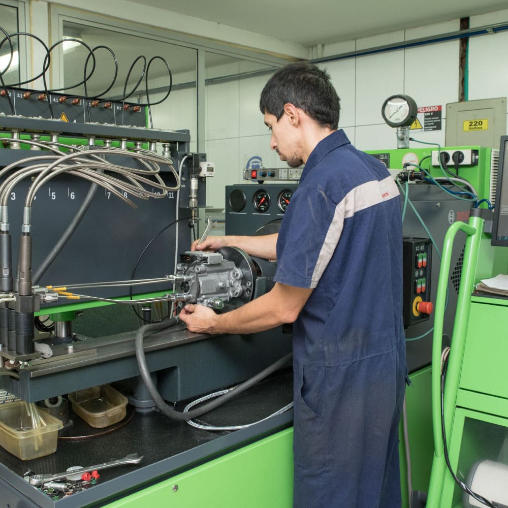 Reparación y calibración de bombas de inyección